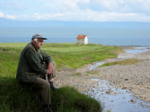 Grímur við Hvalsá